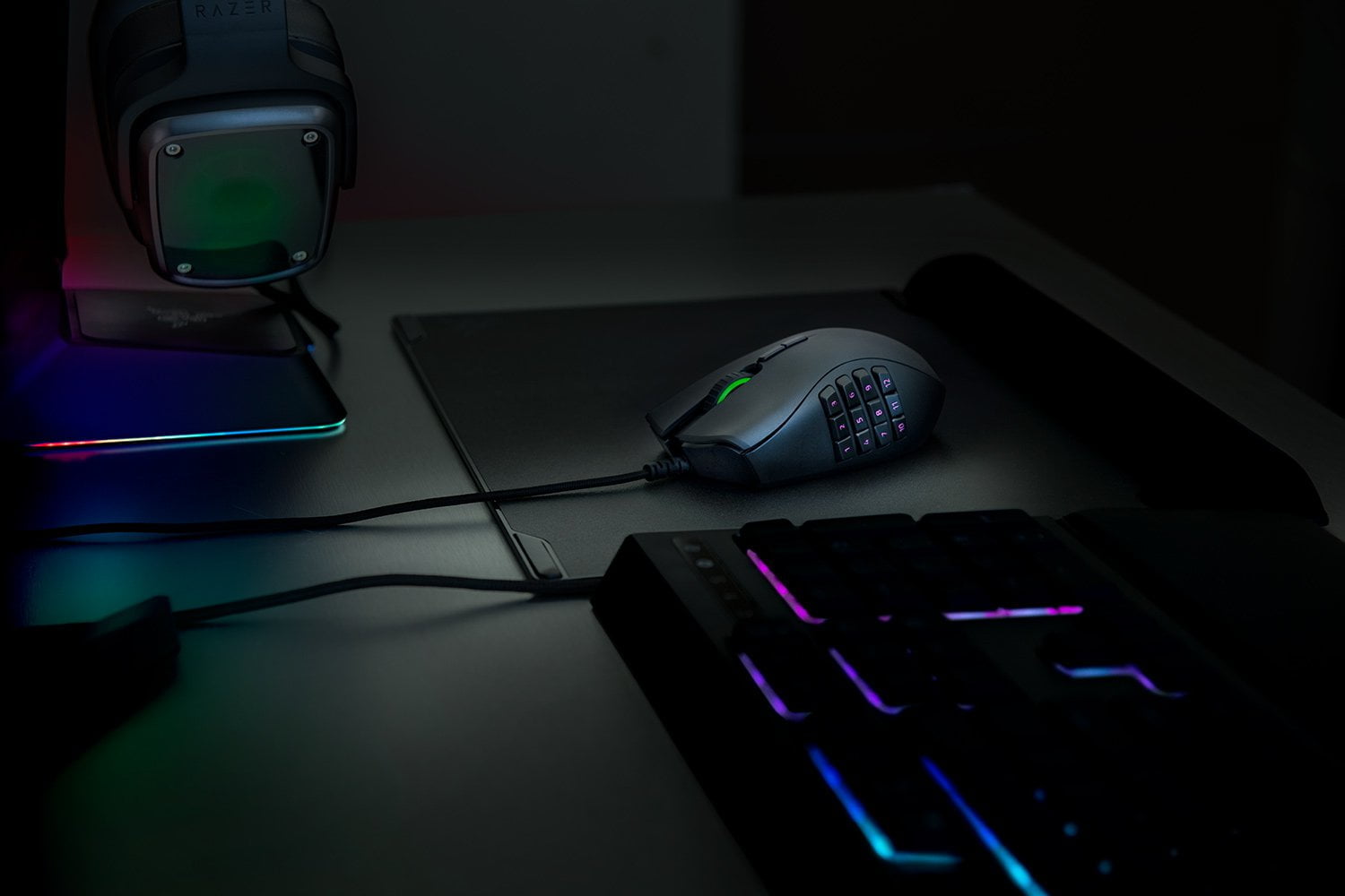 RAZER NAGA TRINITY-MULTI-COLOR WIRED MMO GAMING MOUSE