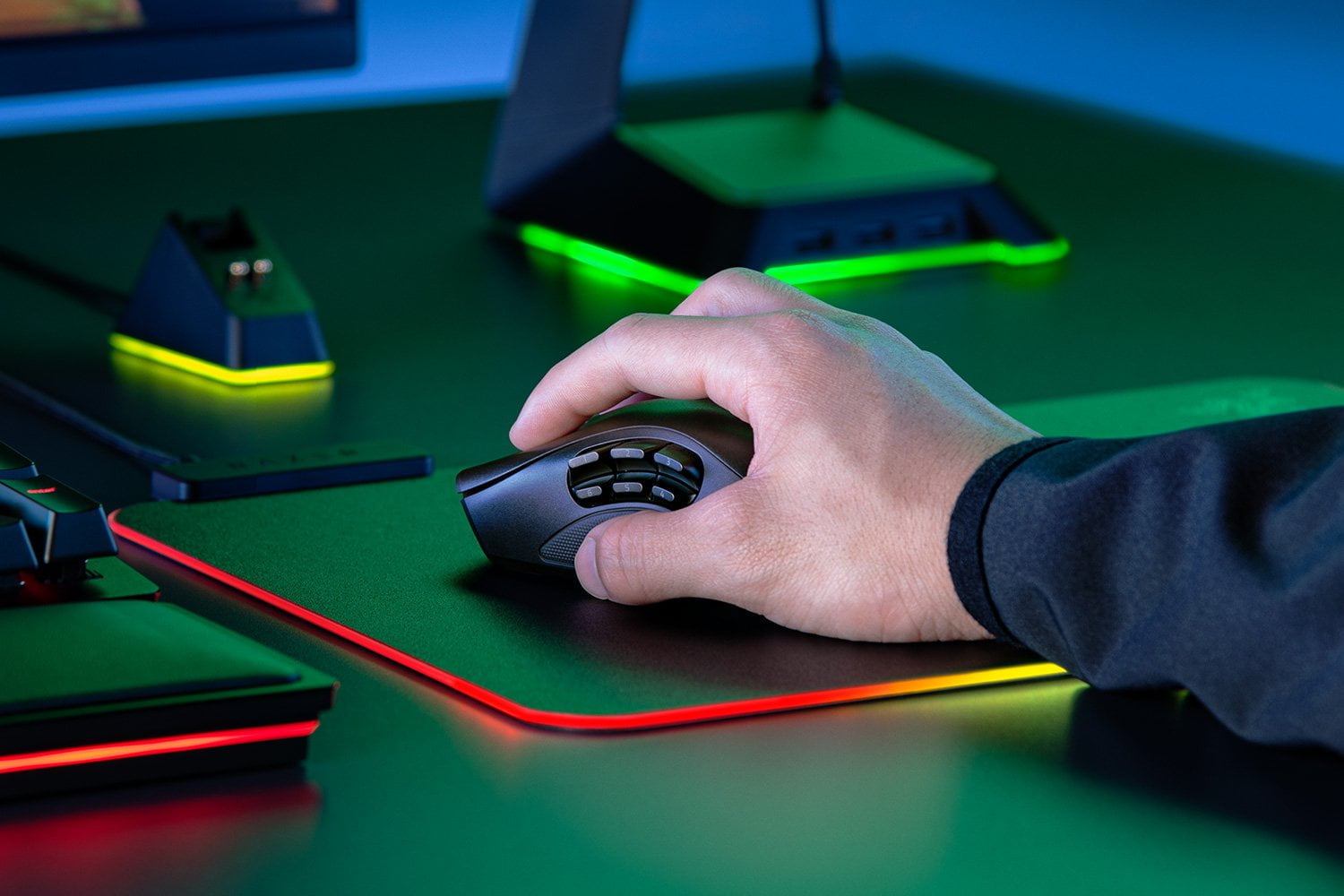 RAZER NAGA PRO WIRELESS GAMING MOUSE