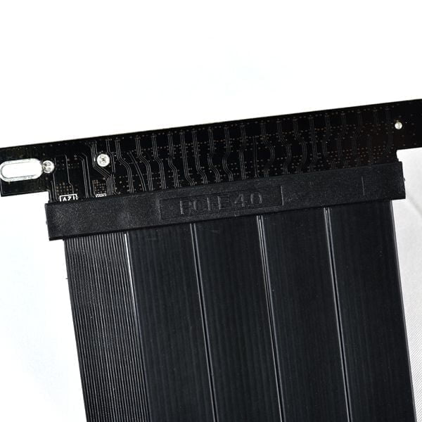 Lian Li PCI-e 4.0 X16 Riser Cable
